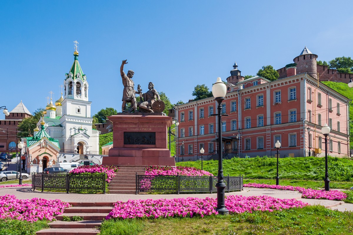 Улица Рождественская